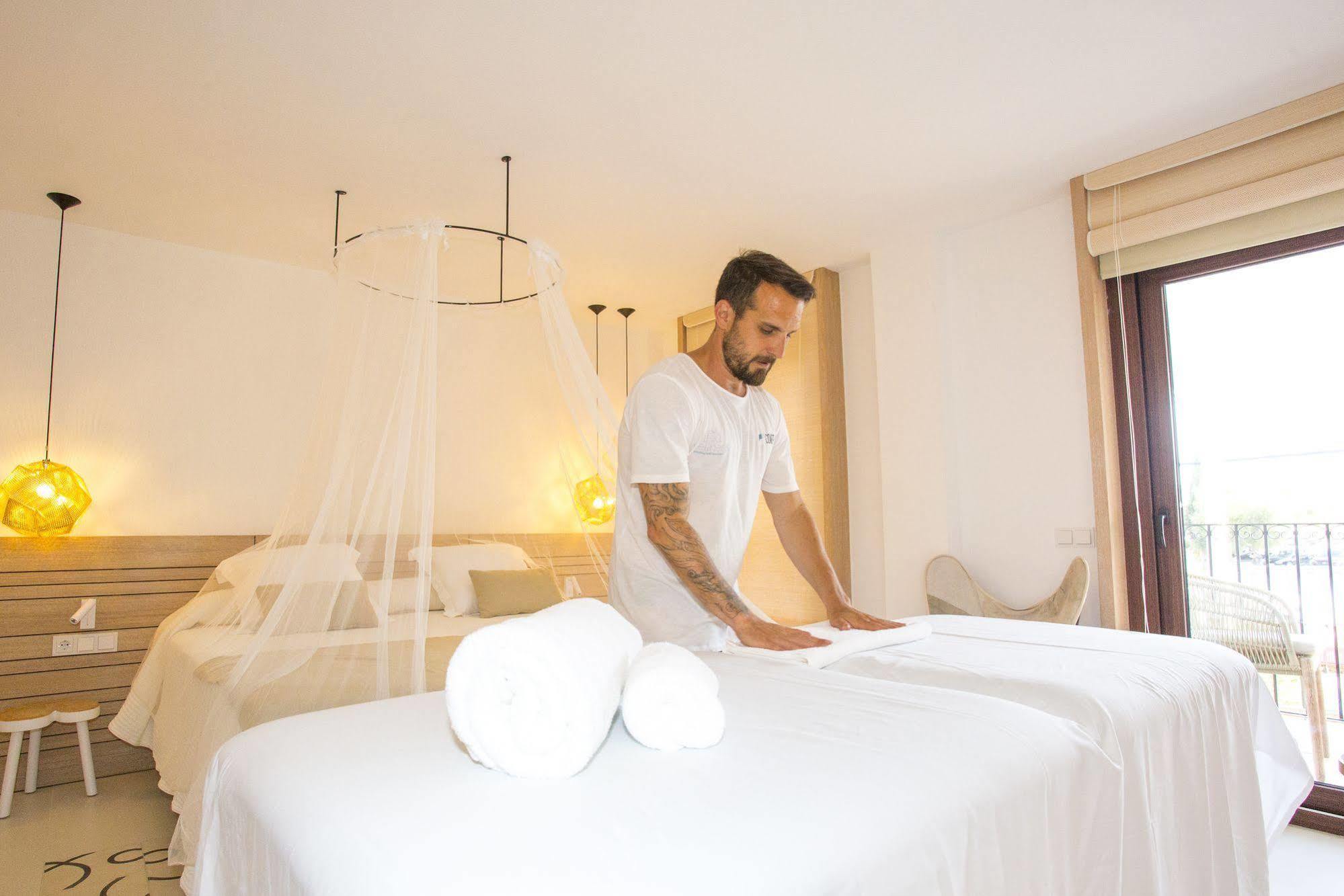 Gatzara Suites Santa Gertrudis Santa Gertrudis  Εξωτερικό φωτογραφία