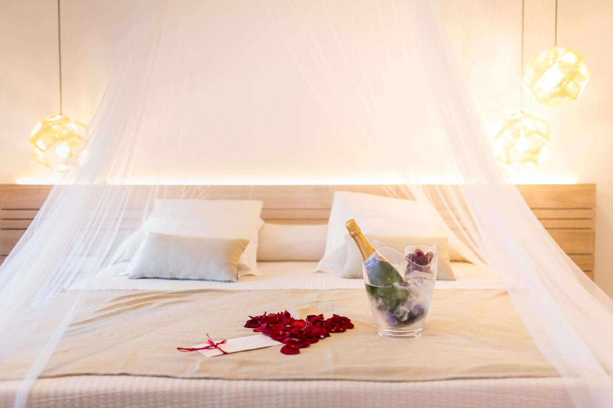 Gatzara Suites Santa Gertrudis Santa Gertrudis  Εξωτερικό φωτογραφία