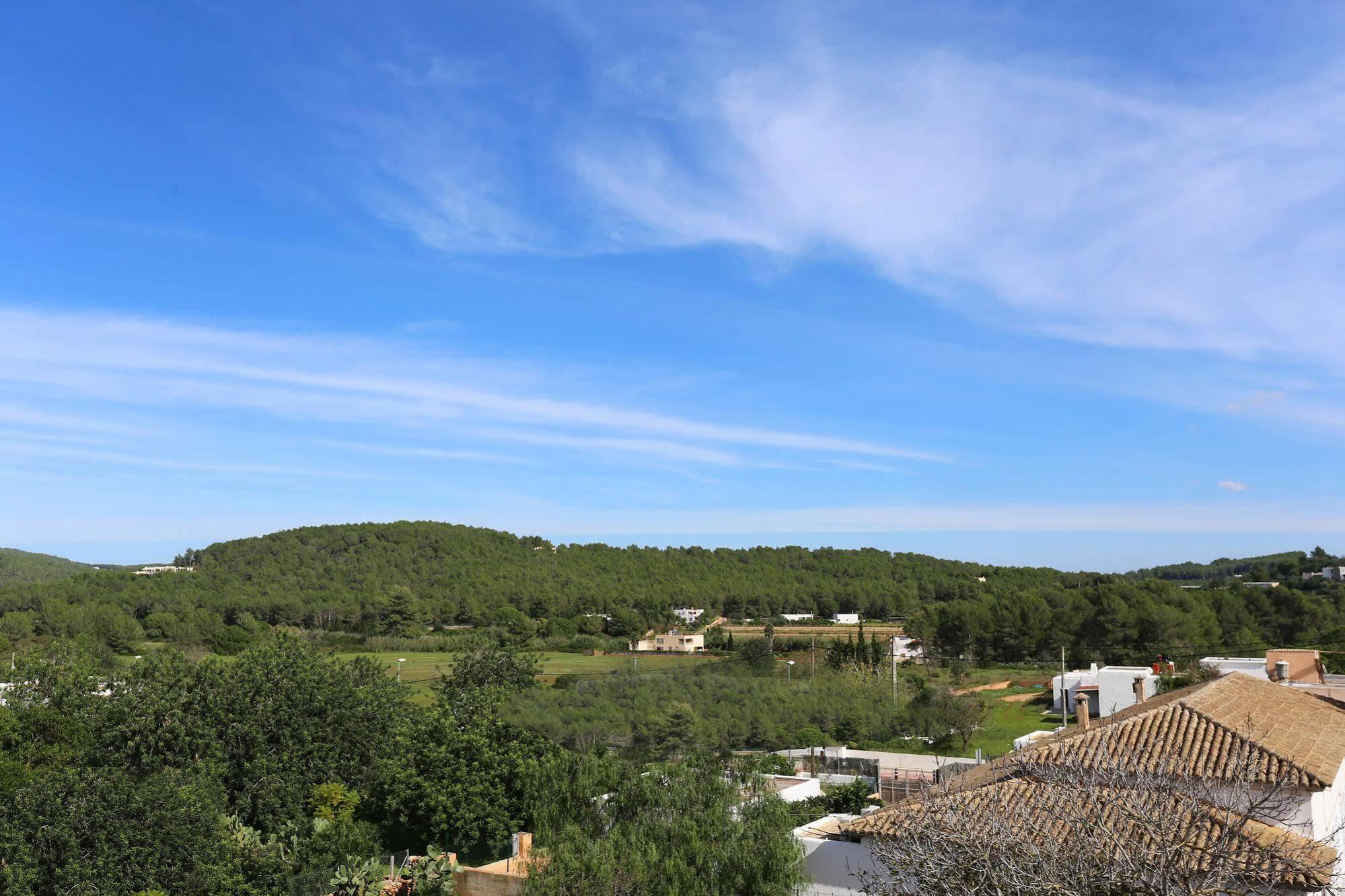Gatzara Suites Santa Gertrudis Santa Gertrudis  Εξωτερικό φωτογραφία